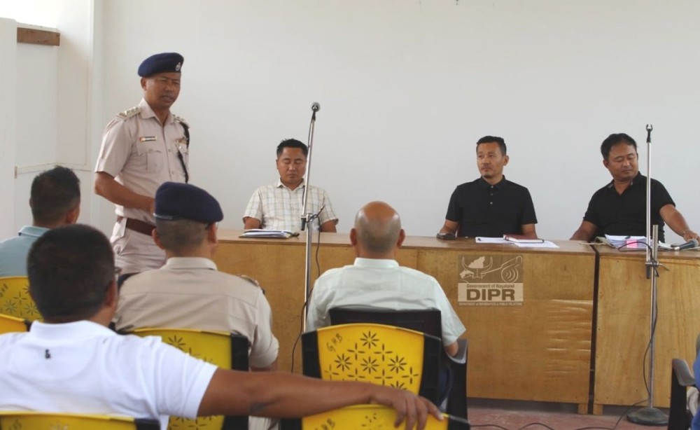 A section of the officials during the Bhandari SDPDB meeting held at the conference hall of the summer house-cum-guest house, Bhandari on April 8. (DIPR Photo)
